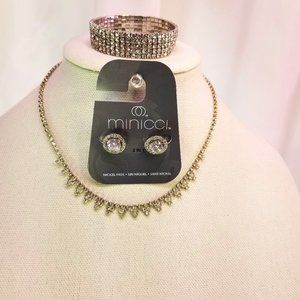 Women's Fashion Jewelry Necklace Bracelet & Earrings